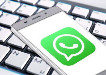 How to Update WhatsApp Latest Version on Android or iPhone
