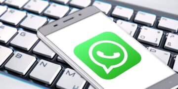 How to Update WhatsApp Latest Version on Android or iPhone