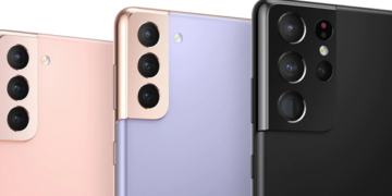 Samsung Galaxy S21 Smartphone Review